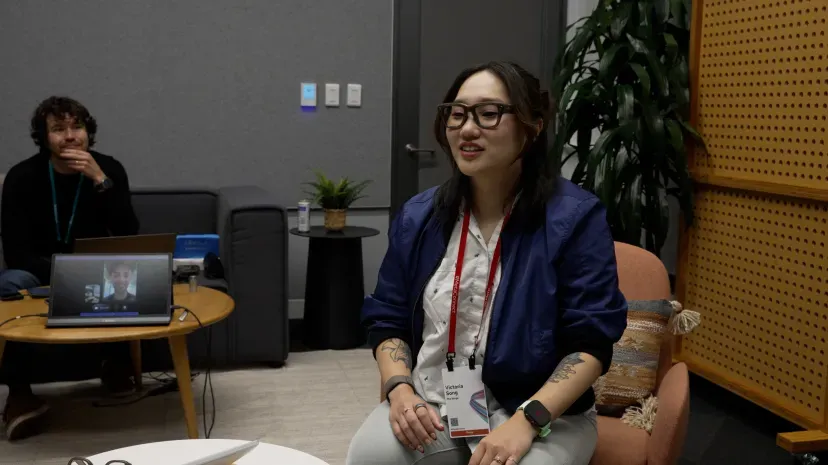 Verge-Meta-Rayban-Display-Stills-6