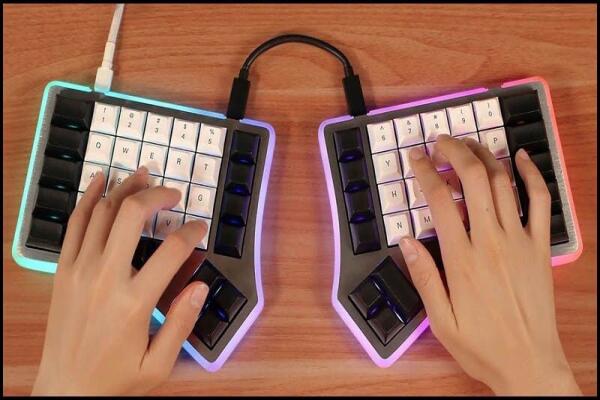 Bàn phím split + thumb cluster: Có phải là tương lai bàn phím?