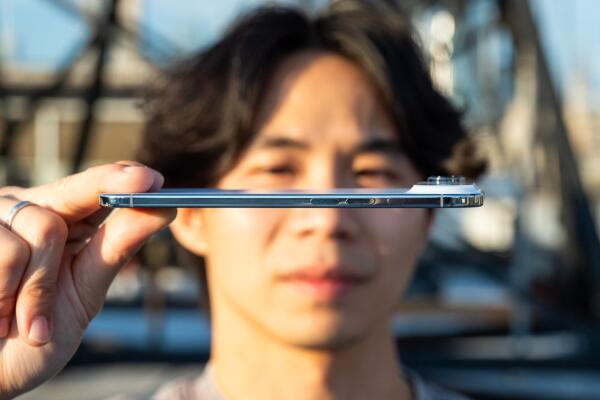 Đánh Giá iPhone Air: "Tấm Kính Kỳ Diệu" Với Những Đánh Đổi Được Dự Đoán