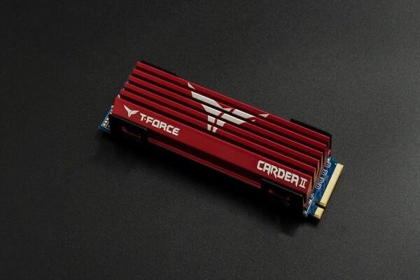 Đánh Giá Hiệu Năng SSD PCIe 4.0 So Với PCIe 5.0: Có Đáng Để Nâng Cấp?