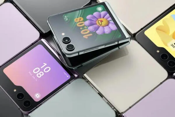 Điện thoại gập: xu hướng tương lai hay chỉ nhất thời?