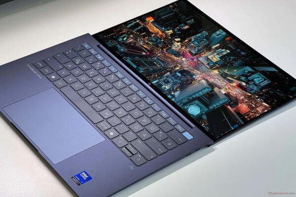 Đánh giá HP EliteBook Ultra G1i: Laptop doanh nhân thay thế MacBook Air