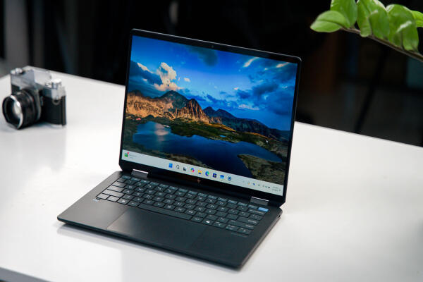 HP OmniBook Ultra Flip 14: Laptop AI 2-in-1 cao cấp, màn hình đẹp và thiết kế tinh tế