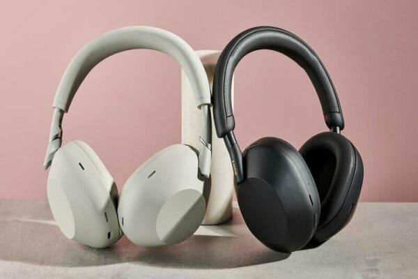 So sánh Sony WH-1000XM6 với các thế hệ trước: Những cải tiến đáng chú ý