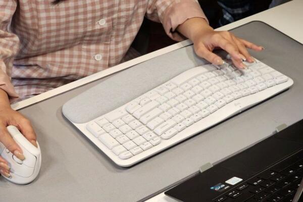 Bàn phím công thái học có phải là “cứu tinh” cho coder và dân soạn thảo văn bản?