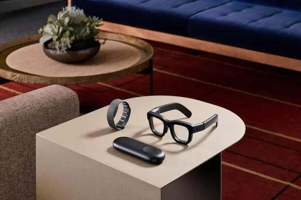Ray-Ban Display trong thực tế hàng ngày: có thực sự tiện dụng như quảng cáo?