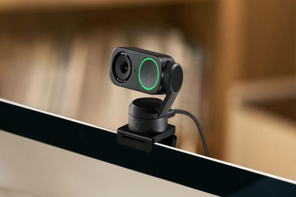Webcam Insta360 Link 2 - Camera AI 4K cho streamer và dân văn phòng