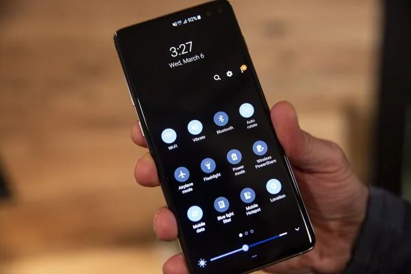 Hướng dẫn thiết lập Galaxy S10: 10 tính năng cần khám phá ngay