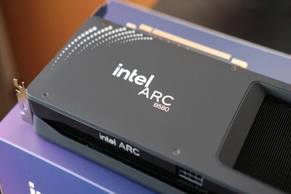 Tương lai mờ mịt của đồ họa Intel Arc sau thỏa thuận trị giá 5 tỷ USD với Nvidia