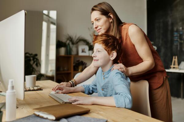 8 cách đơn giản giúp bảo vệ trẻ khi sử dụng Internet