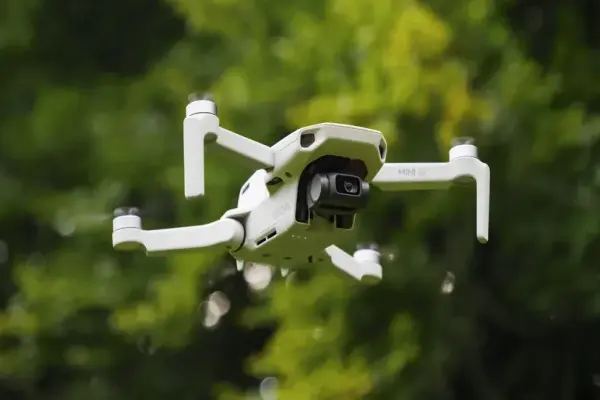 Hai mẫu máy bay không người lái DJI giá cả phải chăng mới đã bị rò rỉ thông tin – và có vẻ như chúng thậm chí có thể thoát khỏi lệnh cấm của Mỹ.