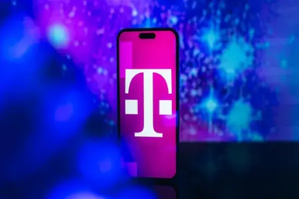 Gói cước điện thoại không giới hạn mới của T-Mobile có rất nhiều ưu đãi, nhưng hãy kiểm tra chi tiết nhé.