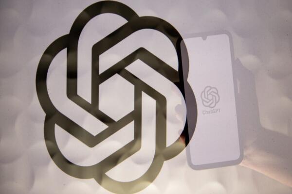 Một số nhân sự cấp cao rời OpenAI khi công ty ưu tiên phát triển ChatGPT.