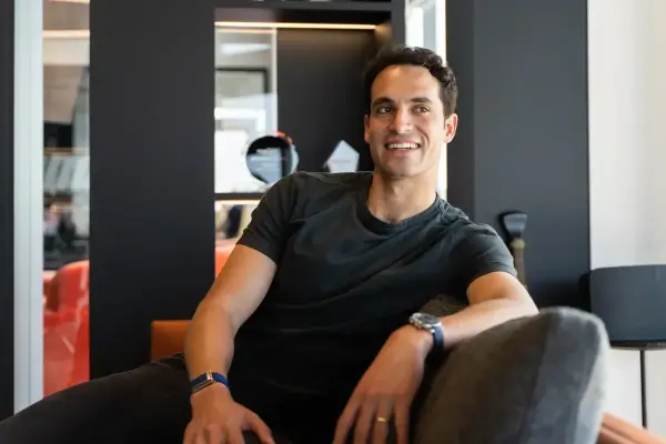 Vòng đeo theo dõi sức khỏe của Whoop rất tuyệt. Liệu nó có thể giữ được sự hấp dẫn đó khi công ty phát triển?