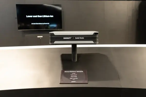 Donut Lab cho biết thử nghiệm mới nhất chứng minh pin trạng thái rắn của nó không phải là siêu tụ điện