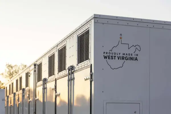 Google đã trả cho công ty khởi nghiệp Form Energy 1 tỷ đô la để mua lại loại pin khổng lồ có thời lượng sử dụng 100 giờ của họ.