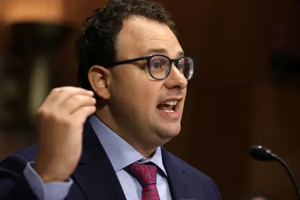 Không ai có một kế hoạch tốt về cách các công ty AI nên làm việc với chính phủ