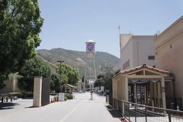 Những điều cần biết về thương vụ bán Discovery mang tính bước ngoặt của Warner Bros.