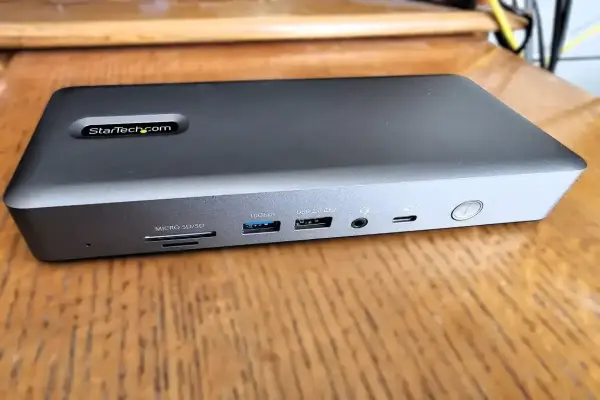 Đánh giá đế cắm USB4 đa năng StarTech: Hoàn hảo cho 2 màn hình, nhưng hơi khó sử dụng cho 4 màn hình.