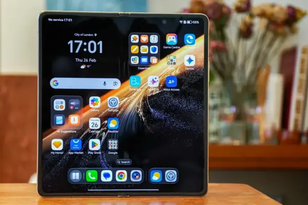 Honor’s Magic V6 là chiếc có thể gập lại đầu tiên với xếp hạng IP69