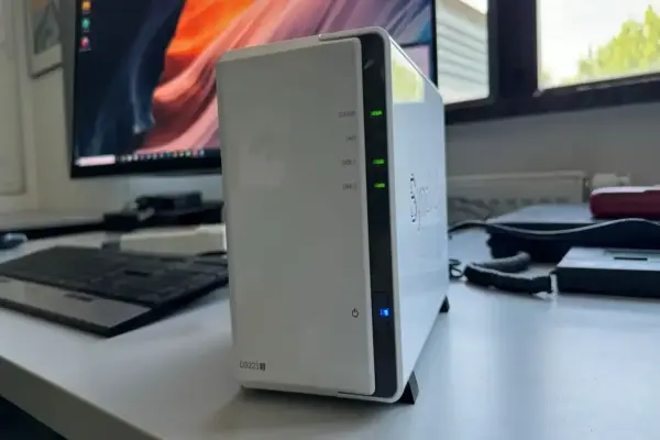 Box NAS Synology là các tính năng cắt giảm cho phần cứng không phải của Synology