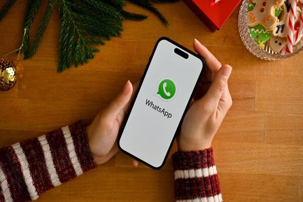 Hướng dẫn sử dụng trợ lý viết AI trên WhatsApp để tối ưu hóa tin nhắn
