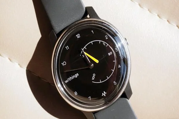 Withings Move: khi một chiếc “đồng hồ truyền thống” có thể trở thành fitness tracker, liệu sự đơn giản có đồng nghĩa với hiệu năng?