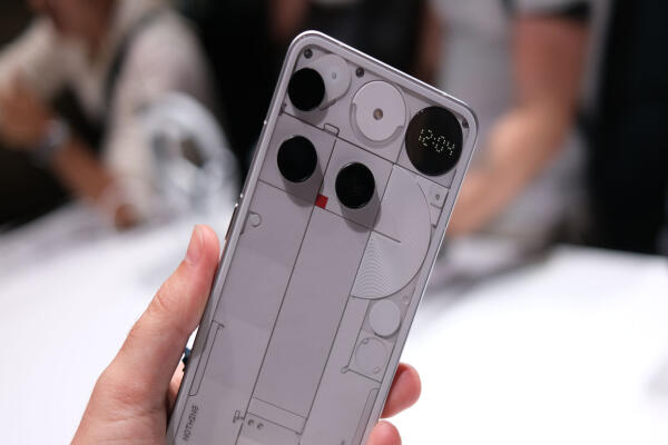 Cách Nothing OS 4.0 Tăng Cường Bảo Mật và Kiểm Soát Dữ Liệu Người Dùng