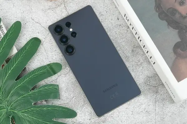 Samsung Galaxy S25: Đánh Giá Toàn Diện Về Thiết Kế và Hiệu Năng