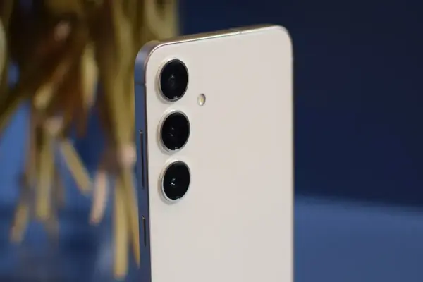 Lịch Trình Cập Nhật One UI 8 Cho Galaxy: Bạn Được Cập Nhật Khi Nào?