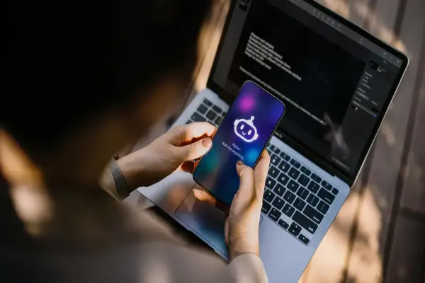 AI Psychosis là gì? Hiểu đúng về nguy cơ chatbot AI