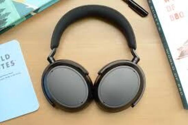 Sennheiser Momentum 4 Âm Thanh Tuyệt Vời Cùng Thời Lượng Pin Ấn Tượng