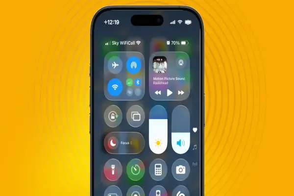 iOS 26: Ghét Hiệu Ứng 'Liquid Glass'? Đây Là Cách Tắt Nó!