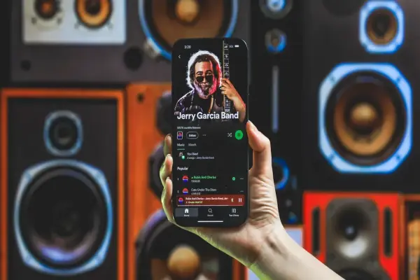 Spotify ban hành chính sách AI mới để chống deepfake và nội dung gây hiểu lầm