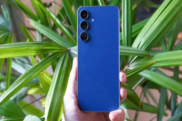 Samsung Đặt Mục Tiêu "Khủng": 400 Triệu Người Dùng Galaxy AI Với Galaxy S25 FE