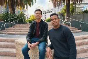 Ứng dụng “vibe coding” tìm cách tái xây dựng sau khi bị gỡ khỏi App Store hai lần