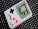 Một modder LEGO khiến máy chơi Game Boy thật chạy trên cartridge Game Boy gốc