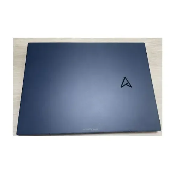 laptop-cu-asus-zenbook-um5302ta-lx087w-amd-ryzen-5-6600u-xanh-3