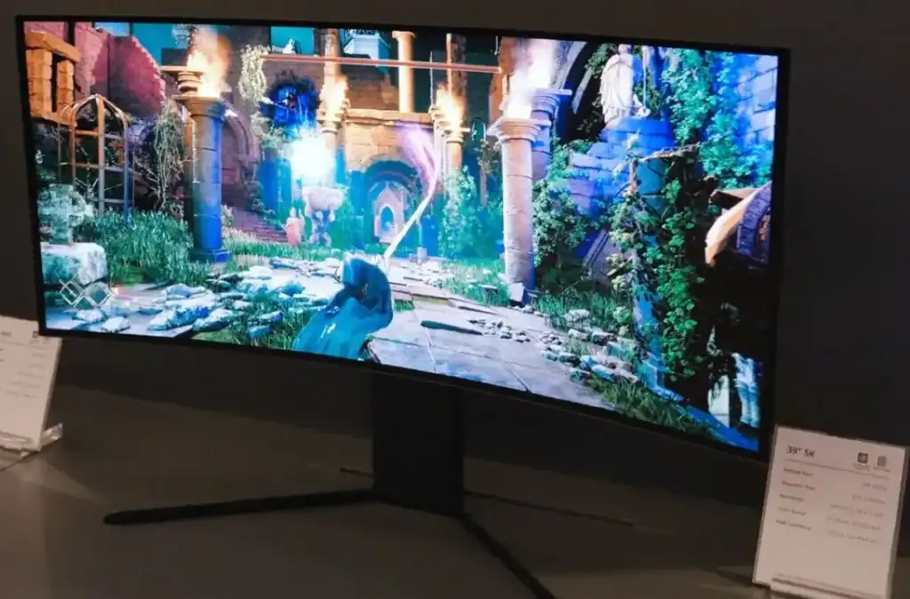 39-5K2K-Gaming-OLED-1