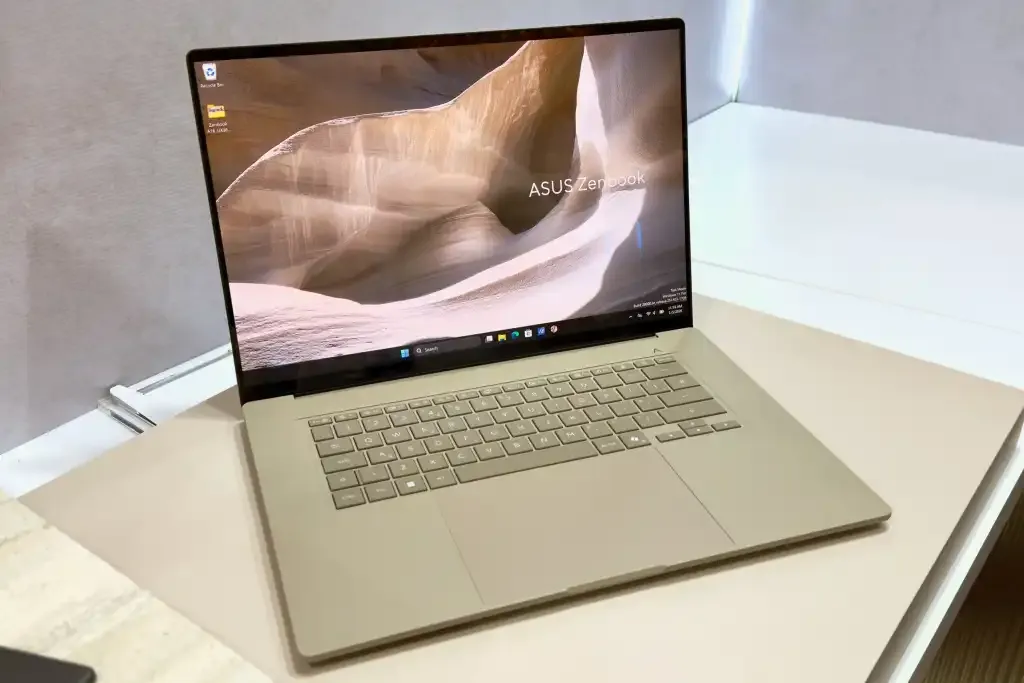 Asus-Zenbook-A16-at-CES-2026