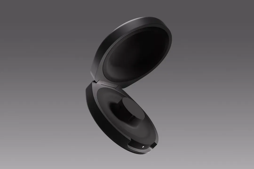 OR4C_Charging_Case_Open