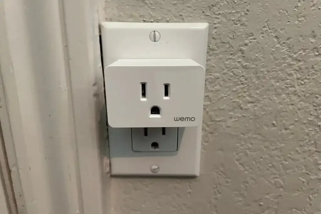 Wemo-Smart-Plug-with-Thread-1