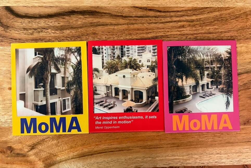 Một vài bức ảnh ngoài trời tôi chụp bằng máy ảnh Polaroid Flip.