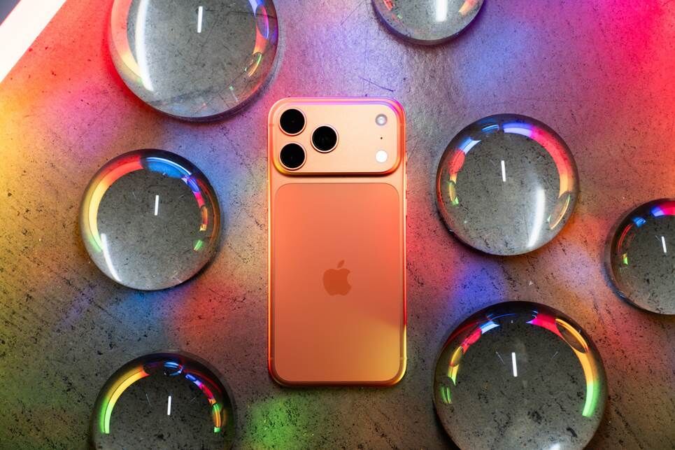 iPhone 17 Pro Max lớn hơn có nghĩa là pin lớn hơn.