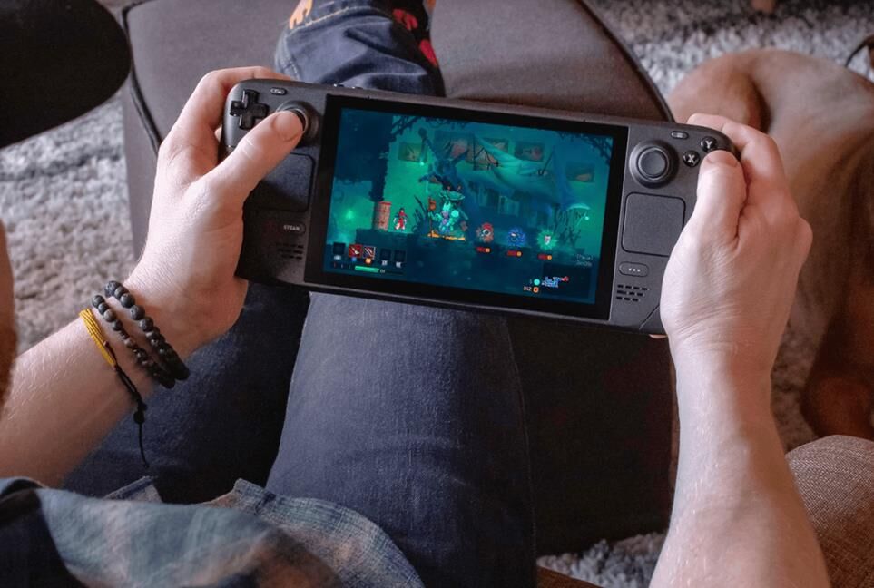 Bàn hơi nước di động được giữ bằng hai tay