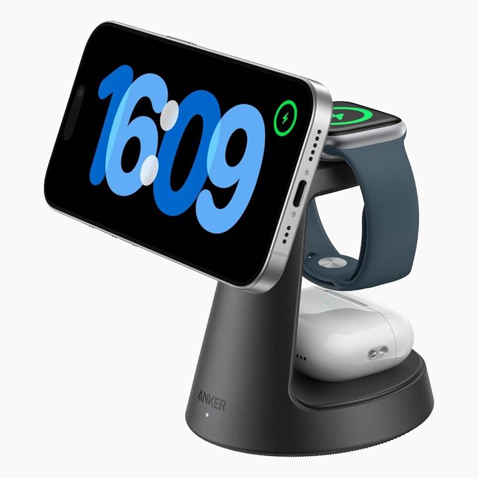 Trạm sạc không dây MagGo của Anker (3 trong 1, chân đế) trên nền trắng.