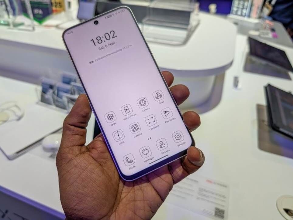 TCL NxtPaper 60 Ultra màu trắng