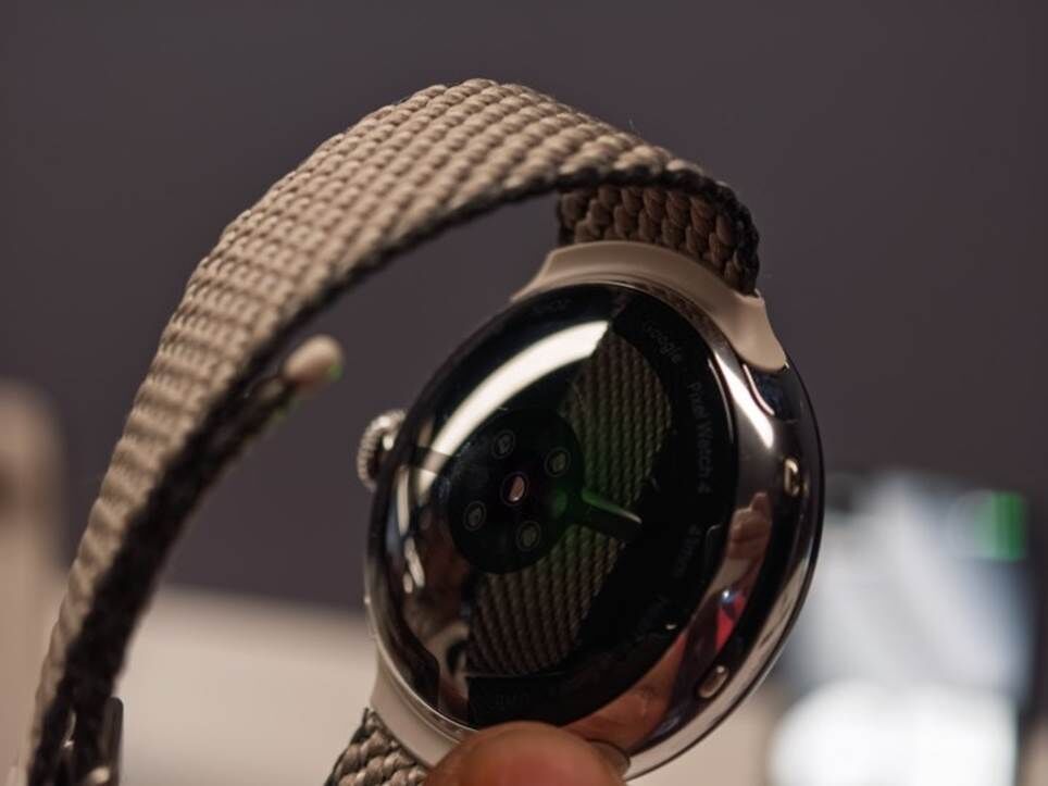 Cảm biến của Google Pixel Watch 4