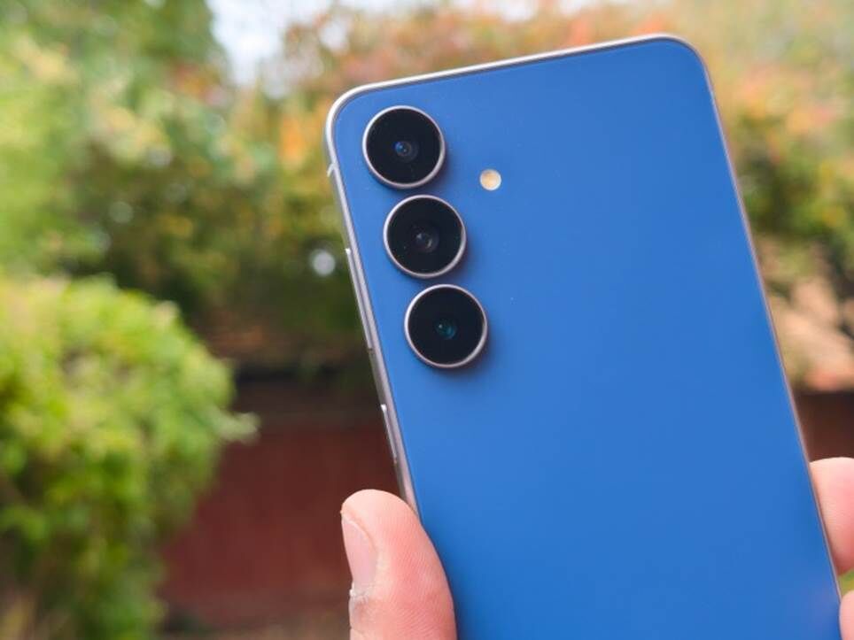 Samsung Galaxy S25 FE màu xanh lam