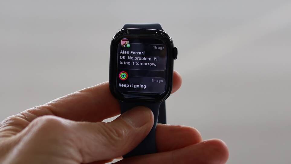 Apple Watch Series 11 trực tiếp